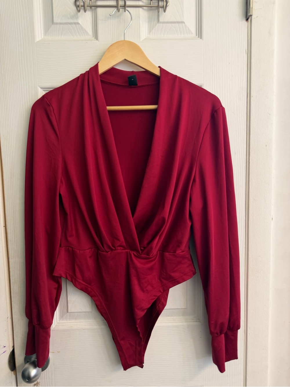 SHEIN Burgundy Deep V Long-Sleeve Bodysuit